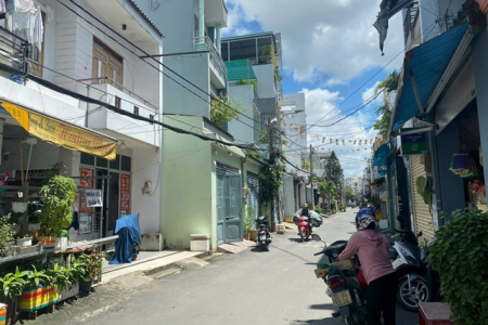 Bán CHDV – Khách sạn cao cấp 6 tầng - HXH Đường số 5 , BHH