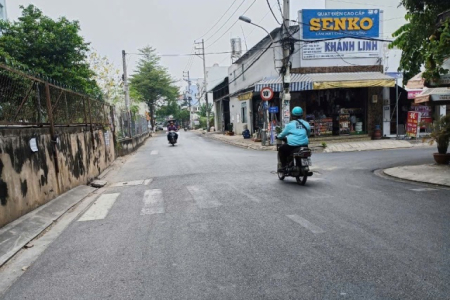 bán 3 lô đất mặt tiền đường số 3 phường binh hưng hòa LH 0946567878 Hiểu