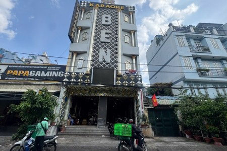 Bán nhà mặt tiền 13-15 đường đàm thận huy DT 12,6x20 bán 35 tỷ LH 0946567878 Hiểu