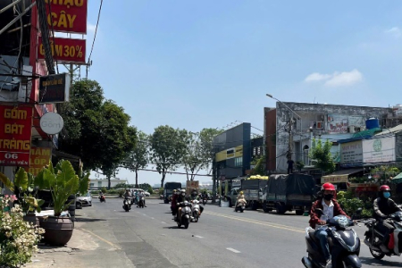 bán nhà 8-10-12 đường chế lan viên DT 16,5x47 hiện trạng đất trống LH 0946567878 Hiểu 