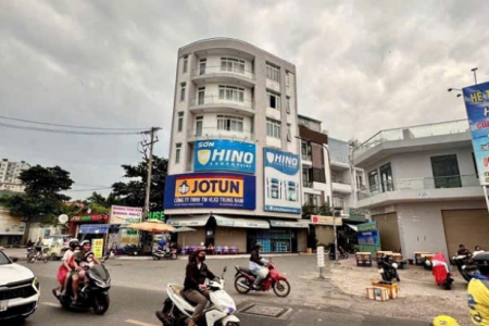 Bán góc 337 đường tân kỳ tân quý DT 6,5x15 đúc 5 tấm LH 0946567878 Hiểu 