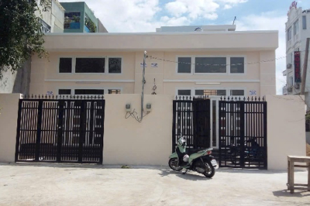 Bán cặp kho xưởng đường số 18 phường BHH diện tích 12x18 cấp 4 LH 0946567878 Hiểu