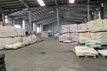 cho thuê kho khu công nghiệp vĩnh lộc DT 1300m2 LH 0946567878 Hiểu